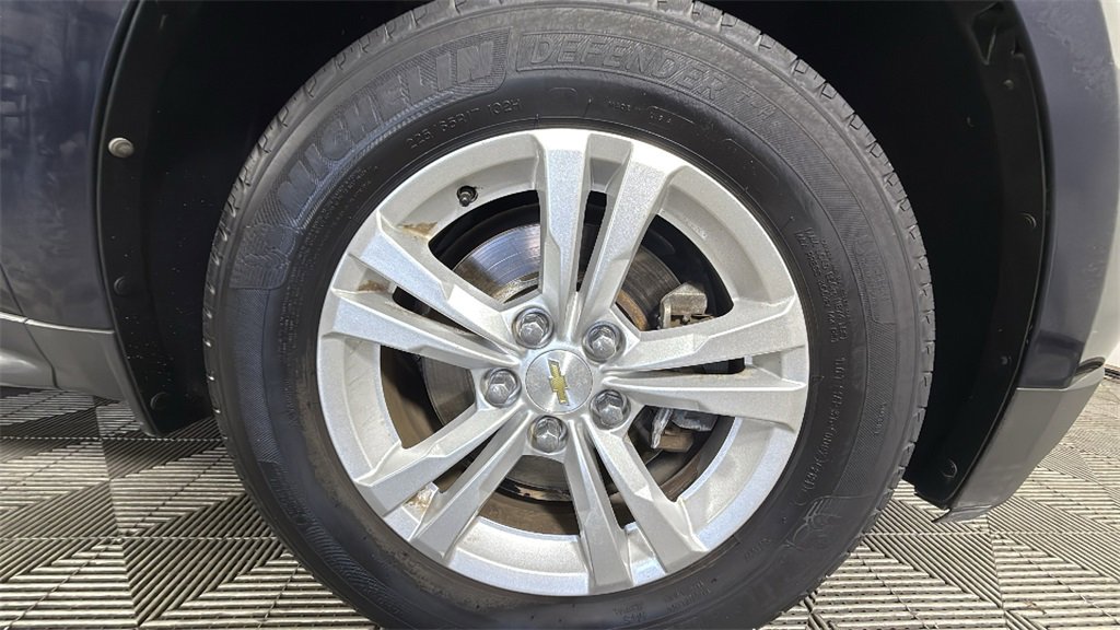 2016 Chevrolet Equinox LS photo 26