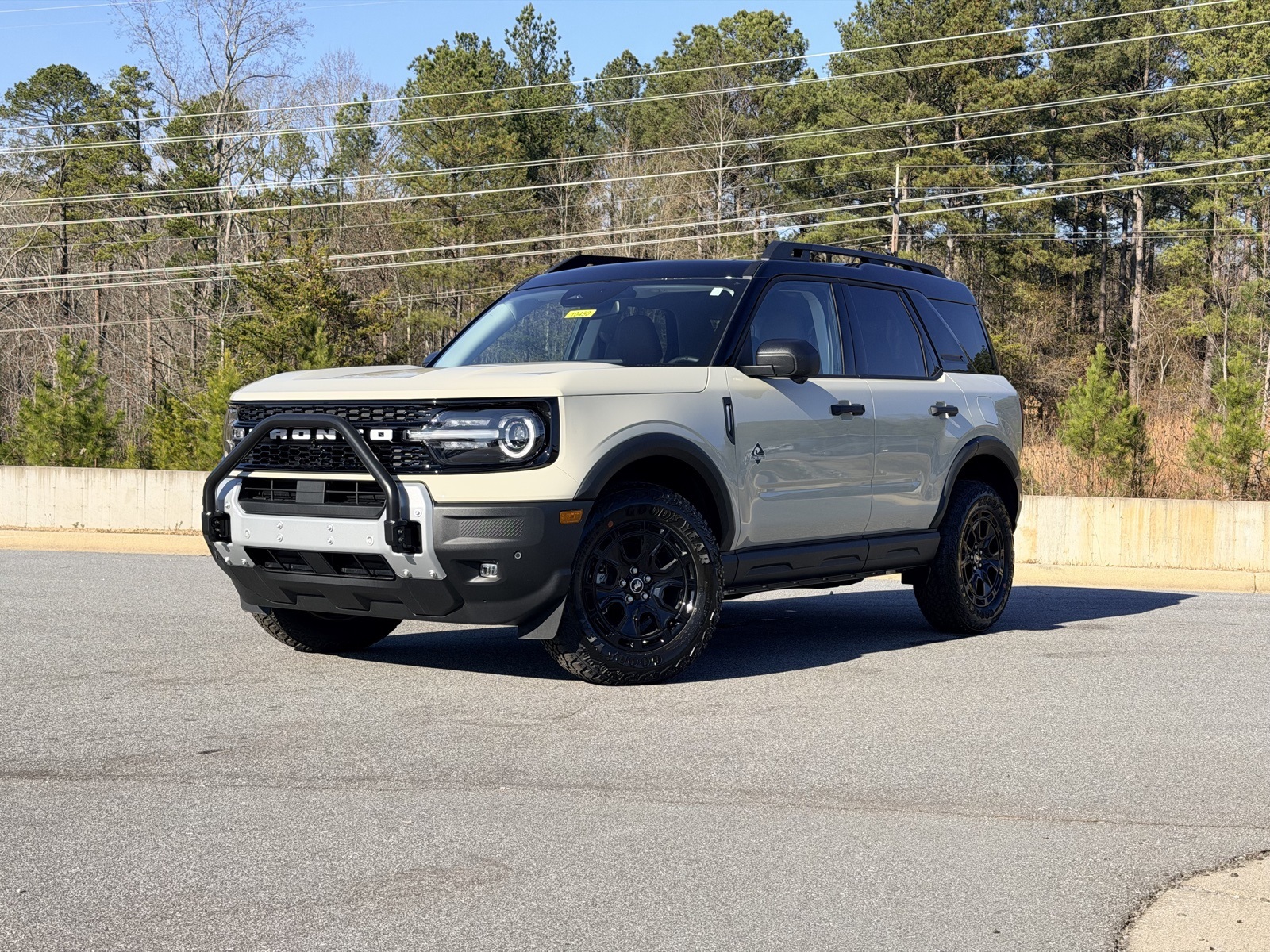 2025 Ford Bronco Sport Outer Banks's photo