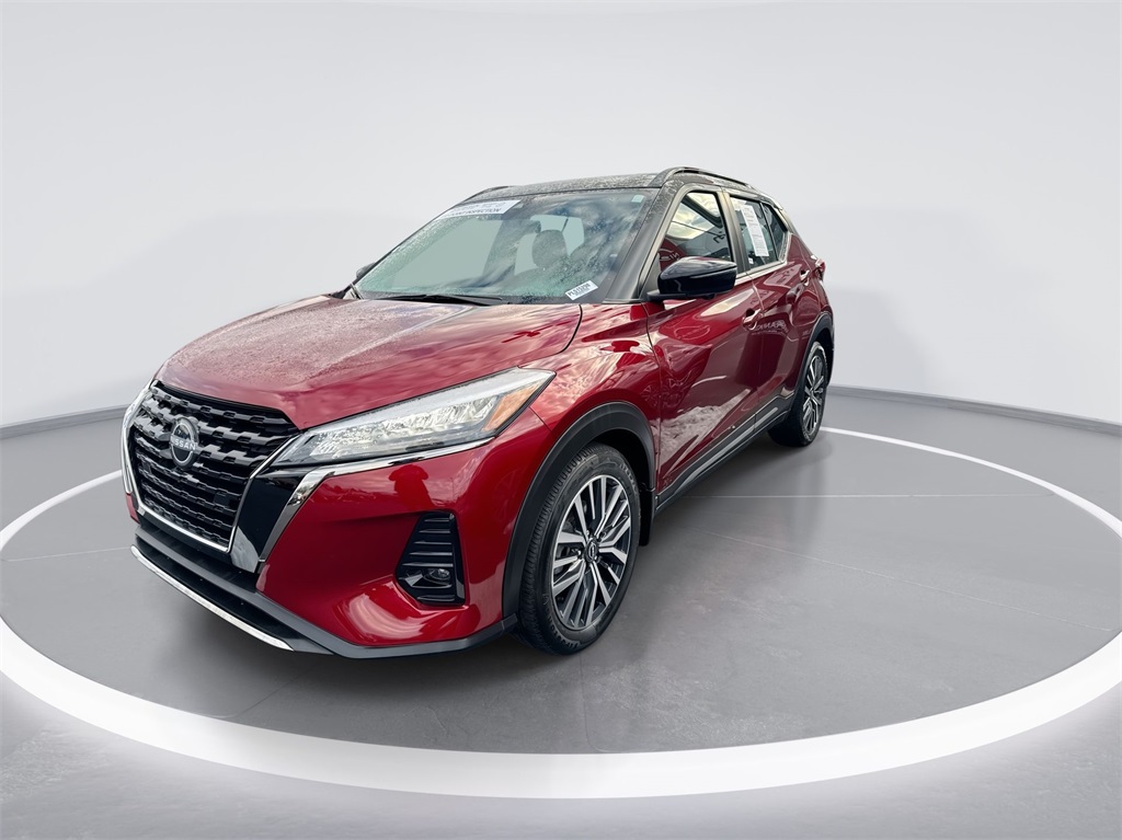 2023 Nissan Kicks SR photo 4