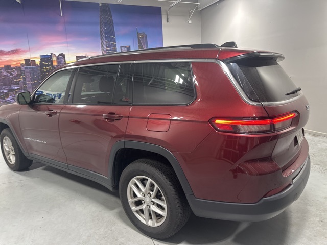 2023 Jeep Grand Cherokee Laredo photo 4