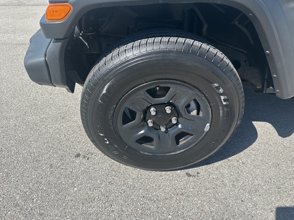 2020 Jeep Wrangler Unlimited Sport photo 3