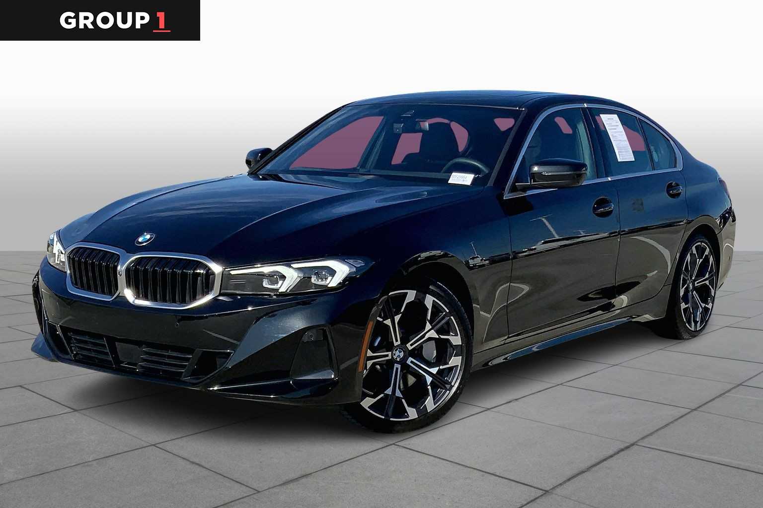 2025 BMW 3 Series 330's photo