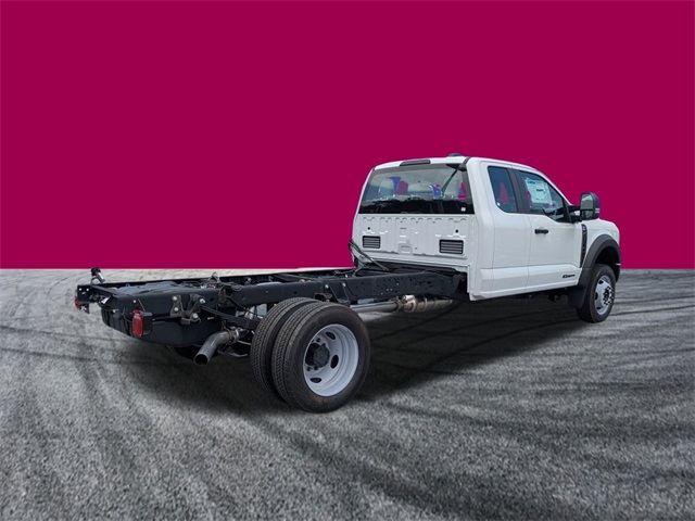 2025 Ford F-450 XL photo 3