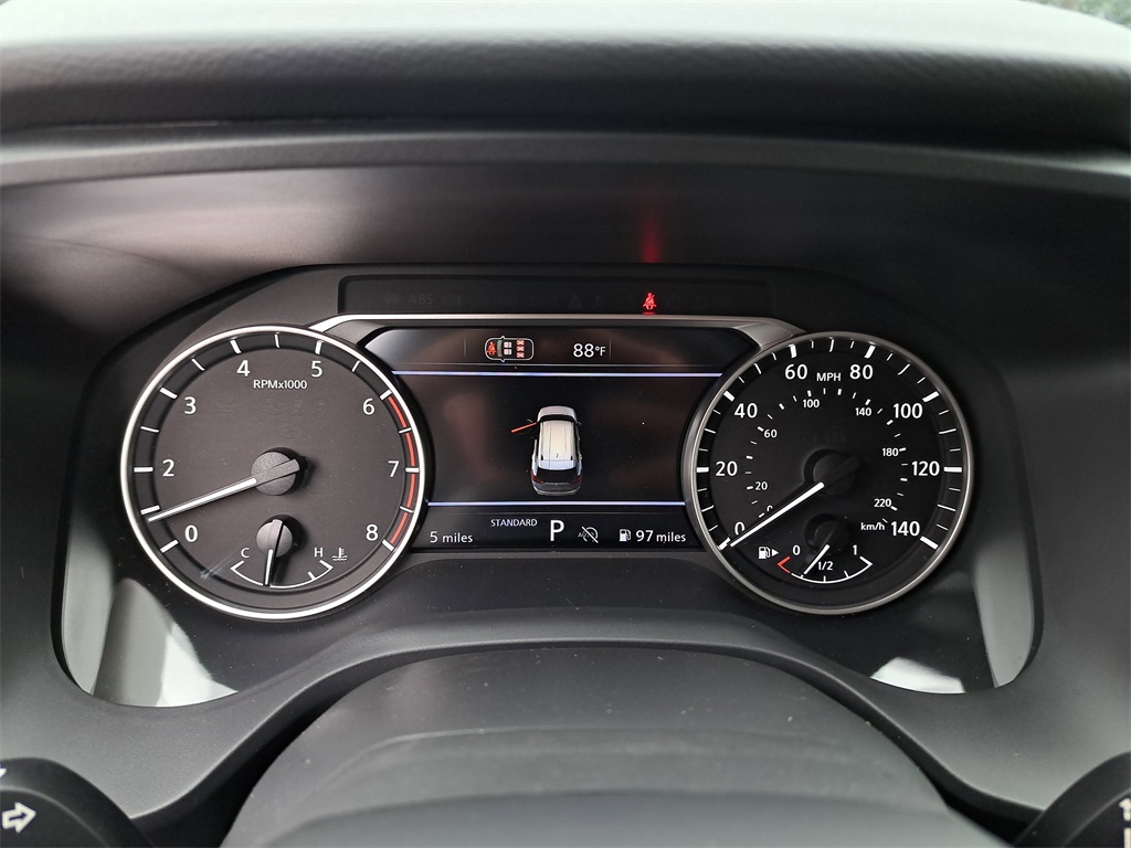 2026 Nissan Rogue SV photo 27