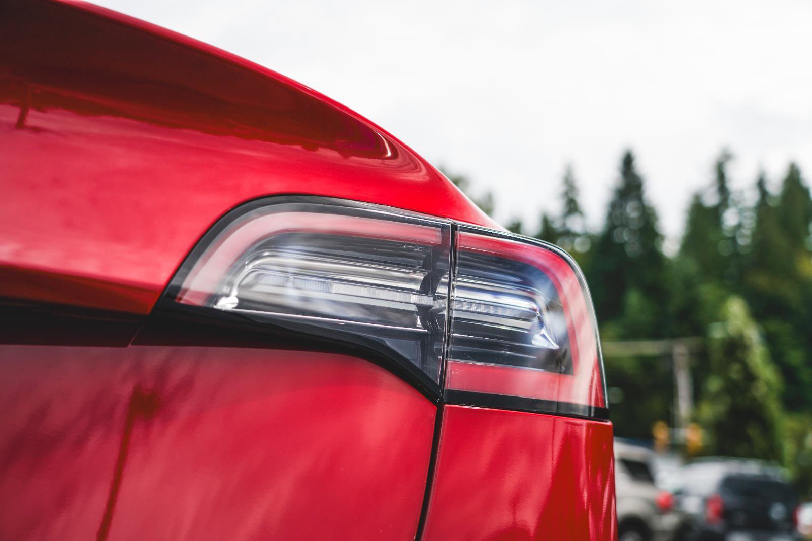 2018 Tesla Model 3 Long Range photo 4