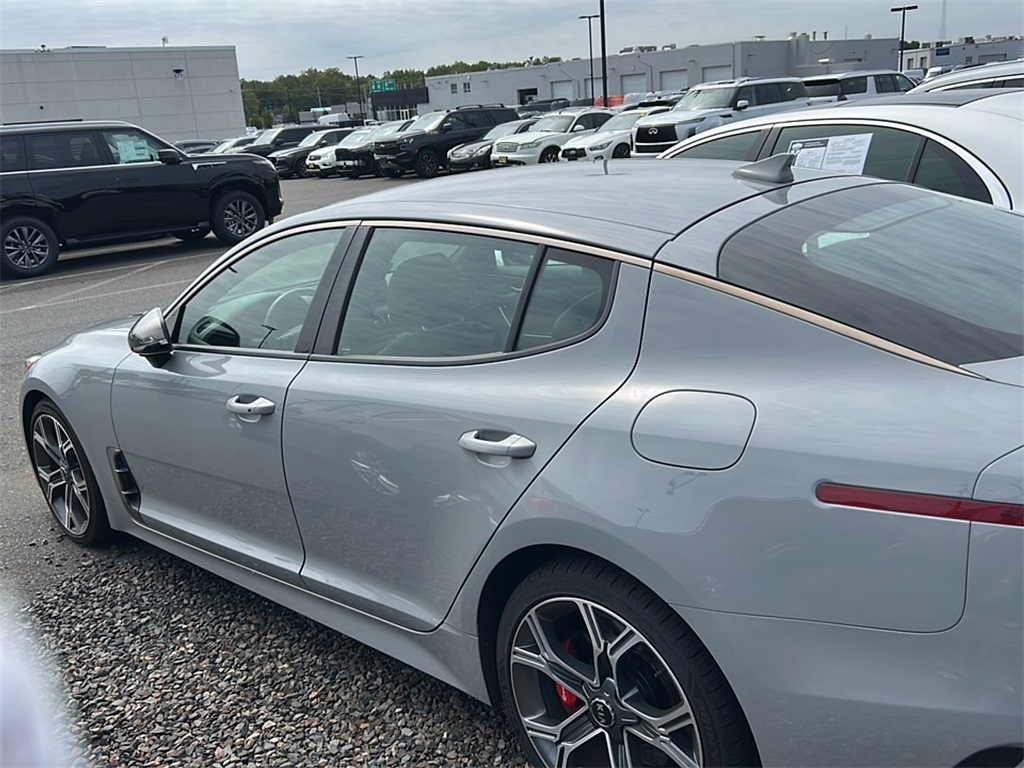 2021 Kia Stinger GT photo 4