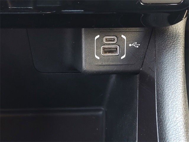 2024 Jeep Compass Latitude photo 18
