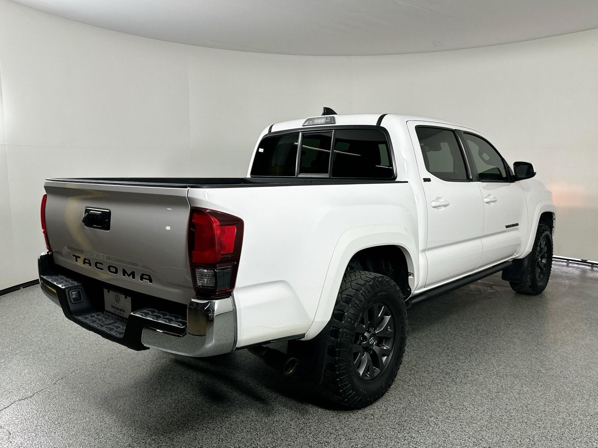 2021 Toyota Tacoma SR5 photo 4