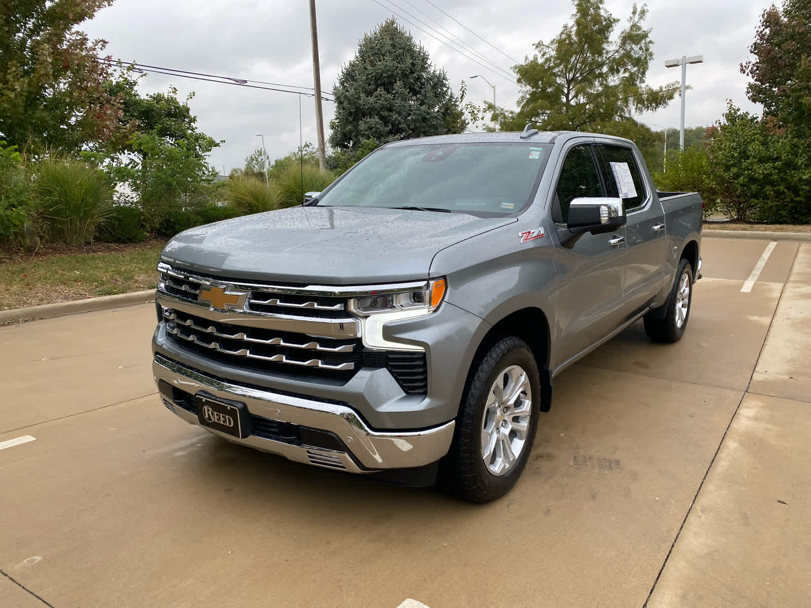 Used 2024 Chevrolet Silverado 1500 LTZ with VIN 2GCUDGED5R1169653 for sale in Kansas City