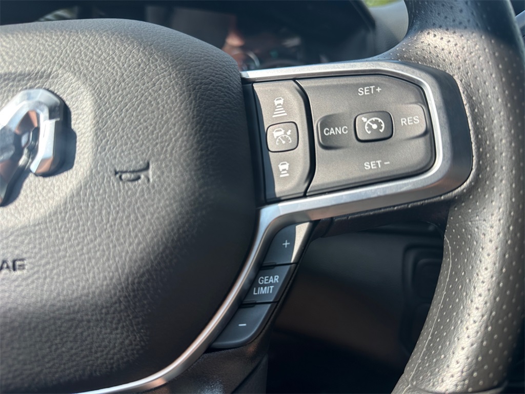 2025 Ram 4500 Tradesman photo 25