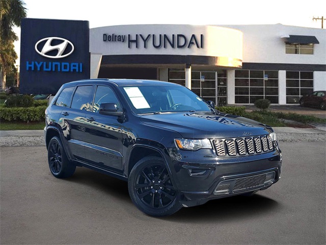 2020 Jeep Grand Cherokee Altitude's photo