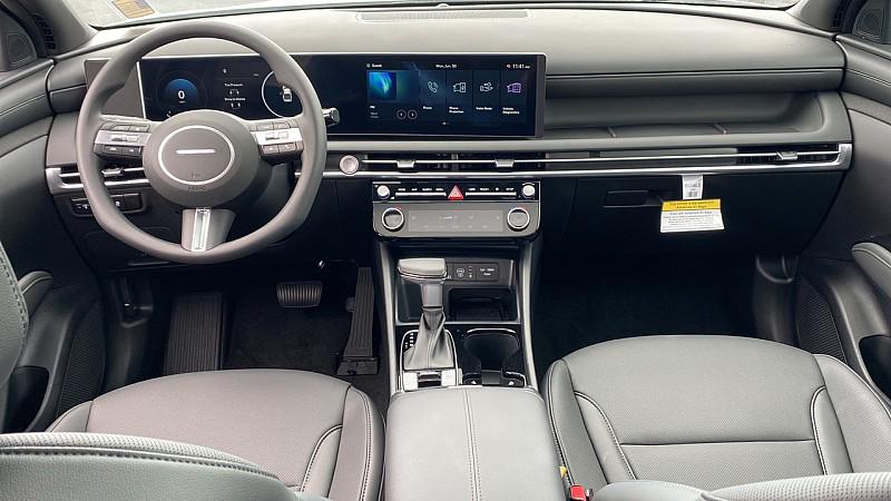 2025 Hyundai Santa Cruz SEL photo 49
