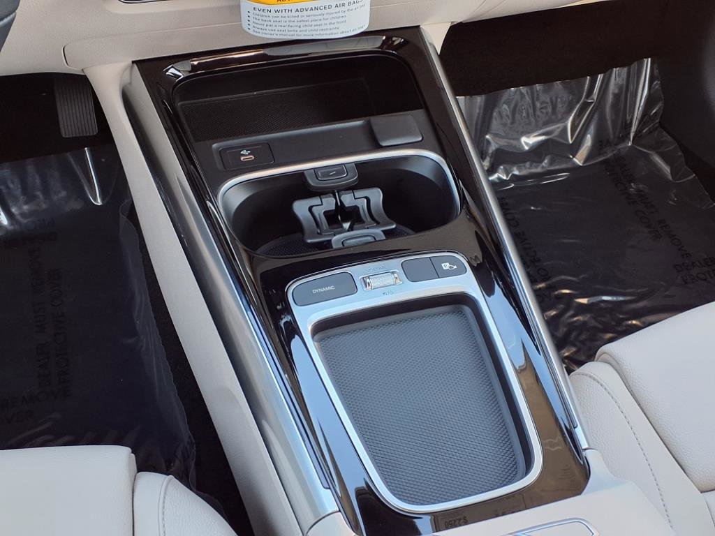 2026 Mercedes Benz GLA 250 photo 6
