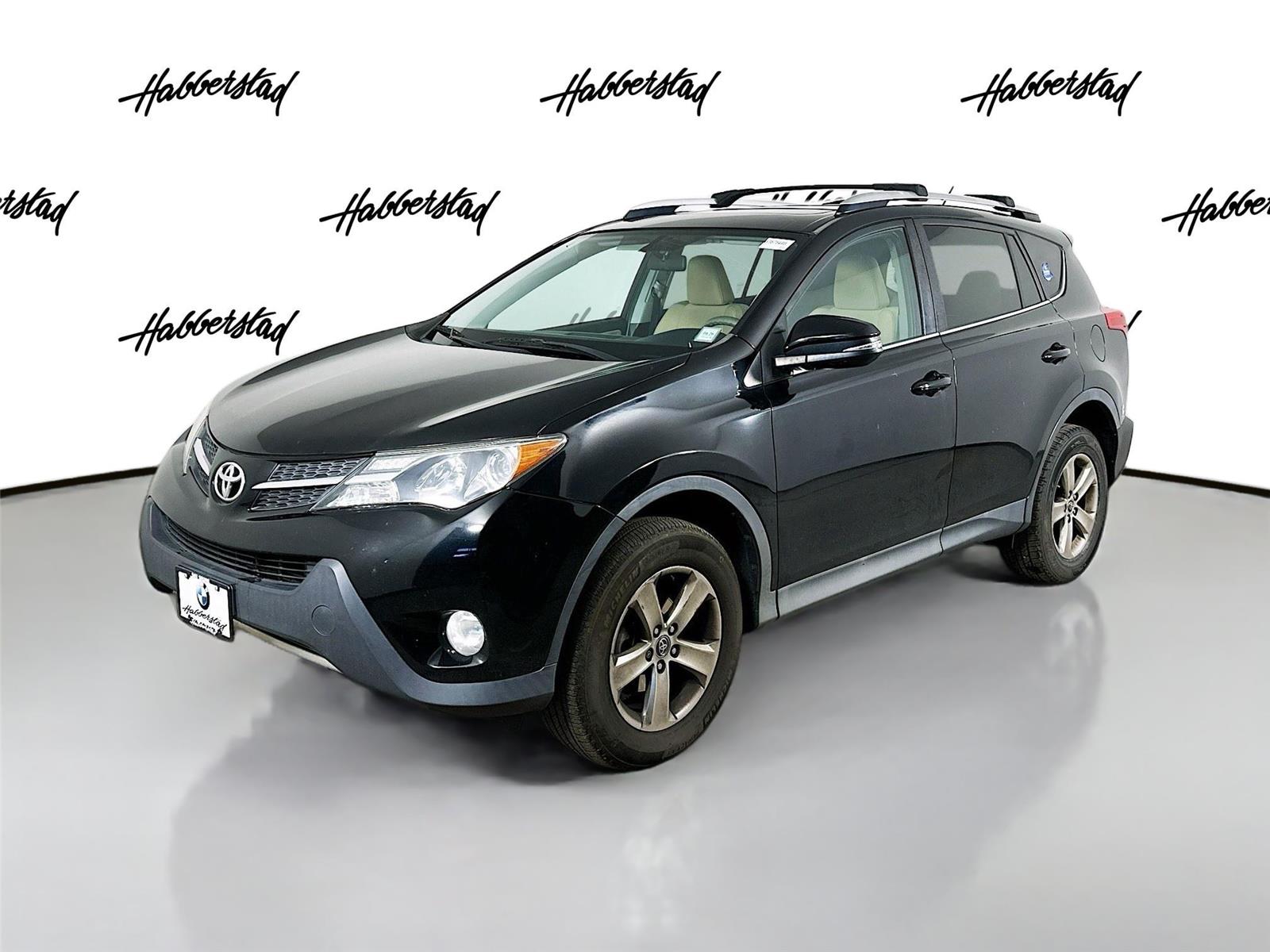 2015 Toyota RAV4 XLE's photo