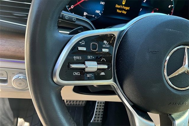 2022 Mercedes Benz GLS 450 4MATIC photo 11