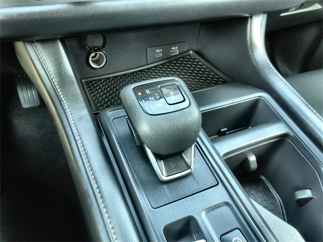 2024 Nissan Pathfinder S photo 10