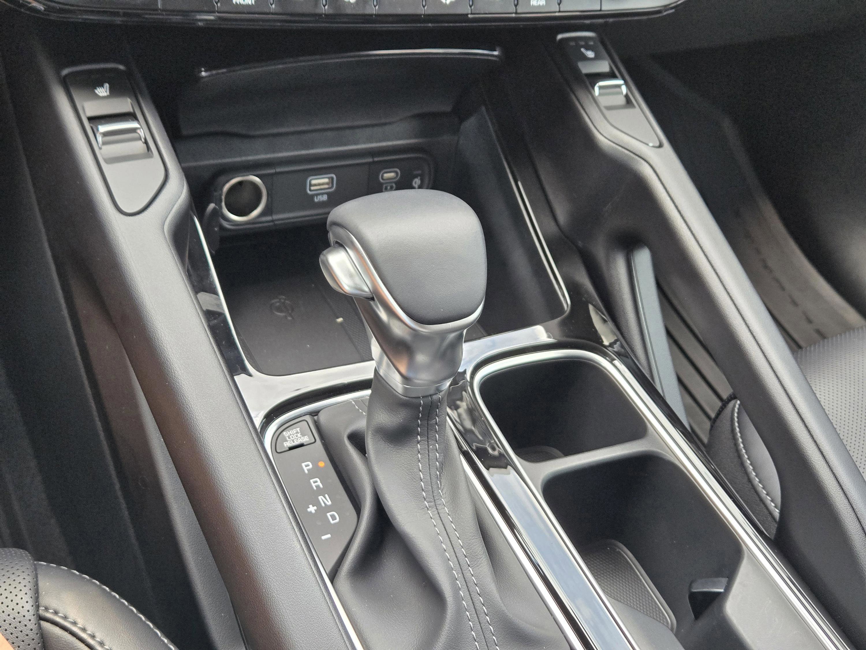 2025 Kia Telluride S photo 18