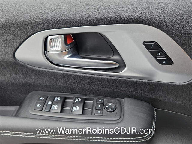 2026 Chrysler Pacifica Limited photo 24