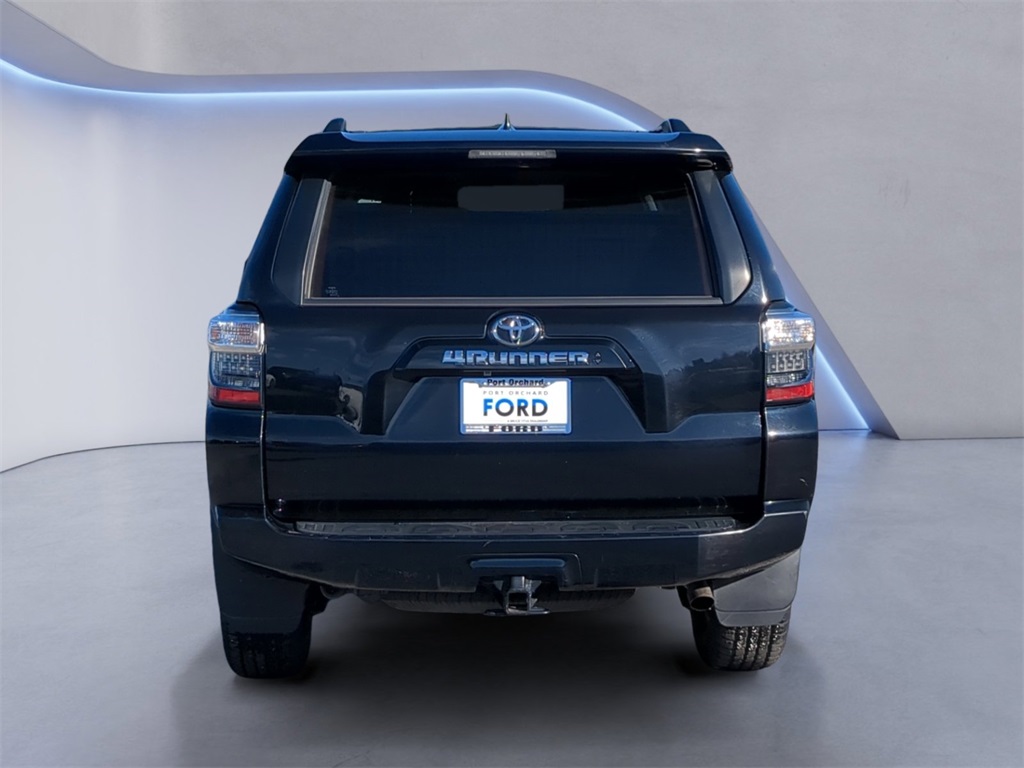 2023 Toyota 4Runner SR5 photo 3
