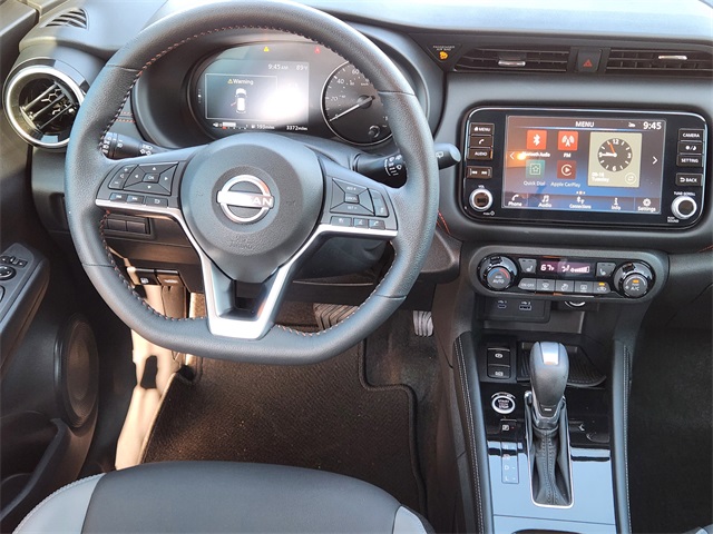 2024 Nissan Kicks SR photo 21