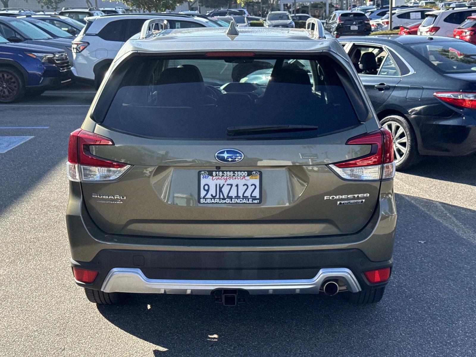 2023 Subaru Forester Touring photo 4