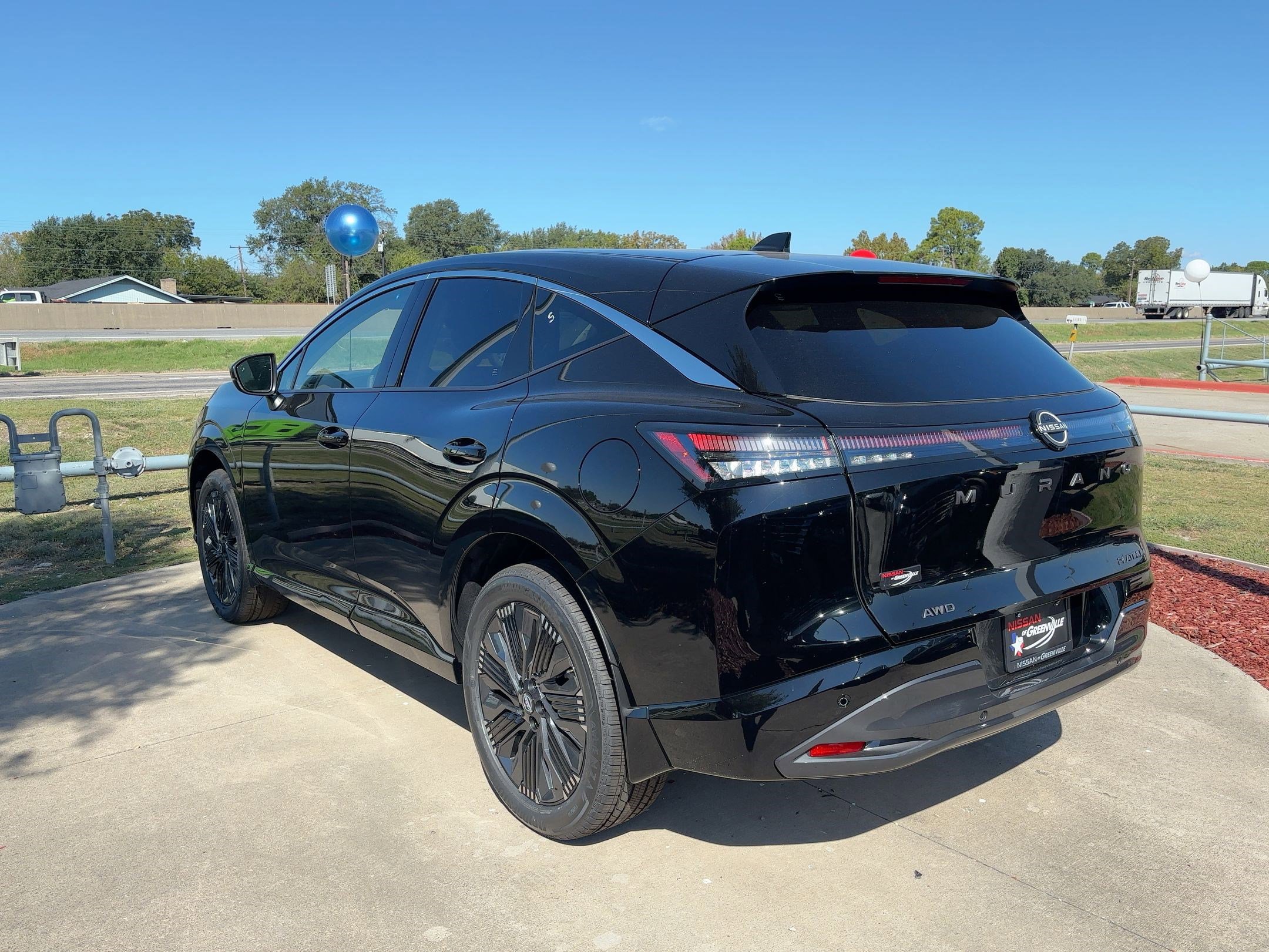2026 Nissan Murano Platinum photo 3