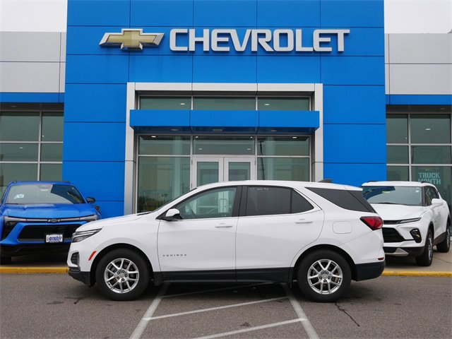 Used 2024 Chevrolet Equinox LT with VIN 3GNAXKEG1RL362251 for sale in Roseville, Minnesota