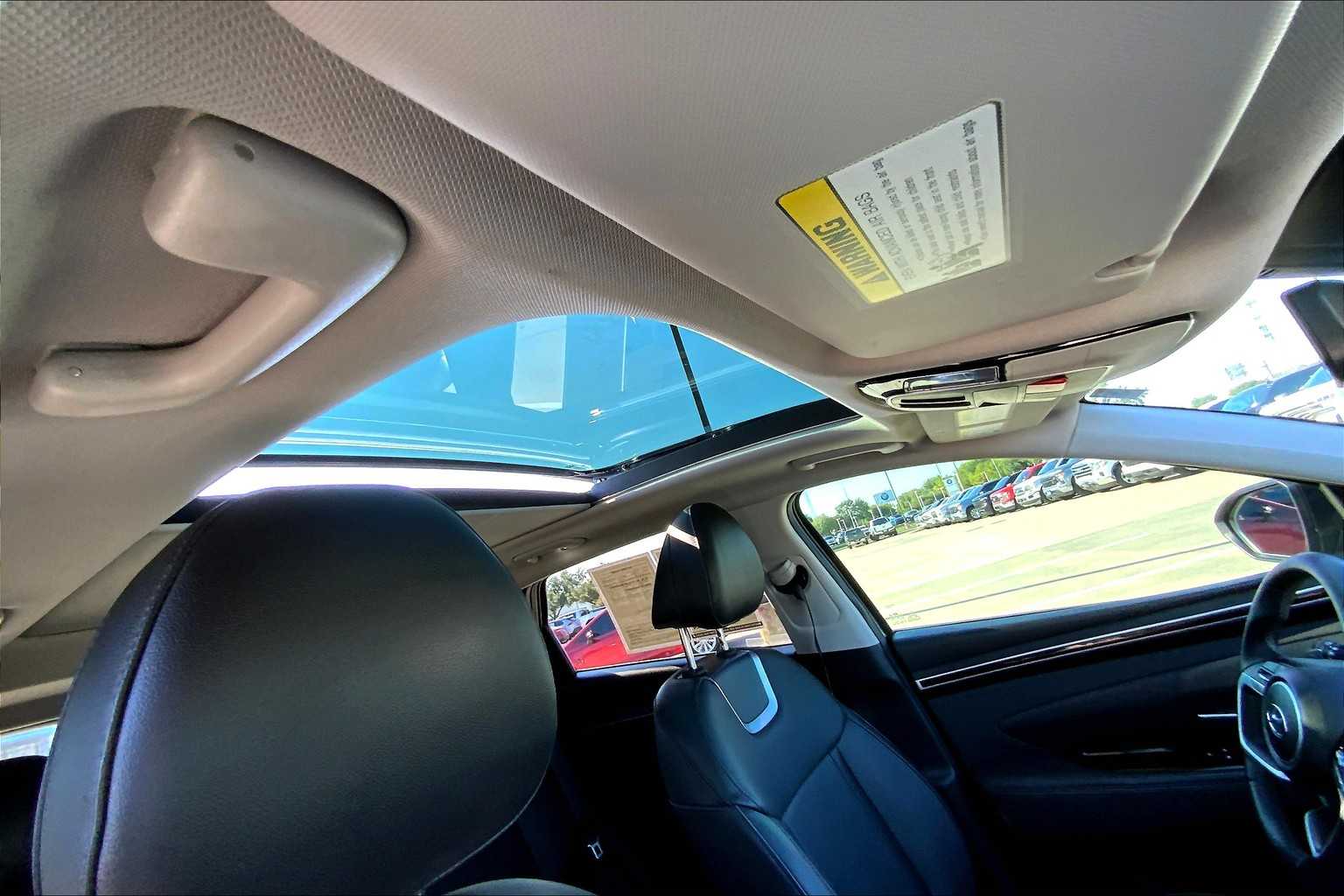 2022 Hyundai Tucson Limited photo 13
