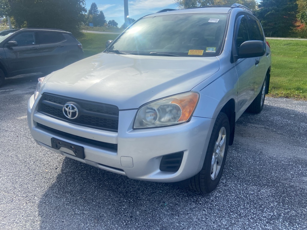 2009 Toyota RAV4 Base photo 2