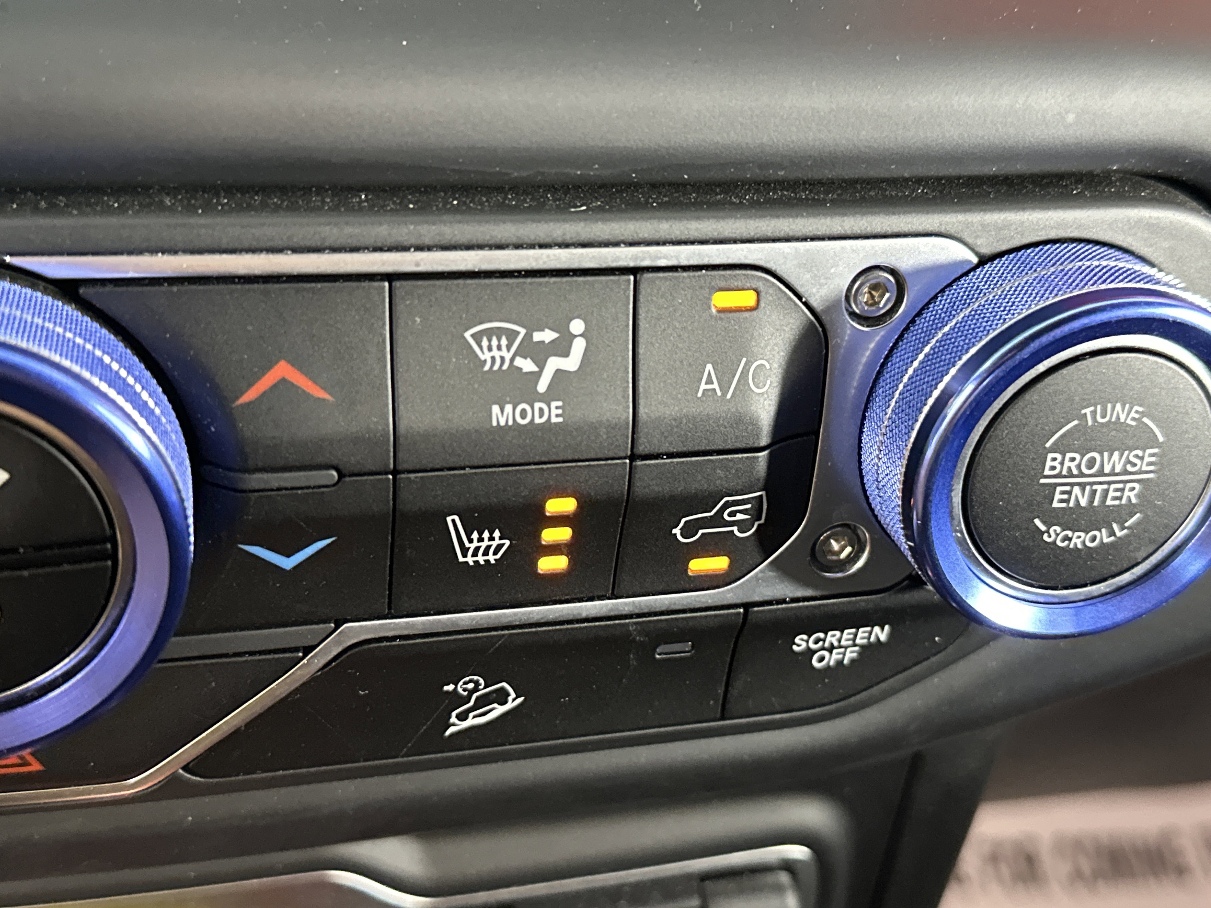2019 Jeep Wrangler Rubicon photo 3