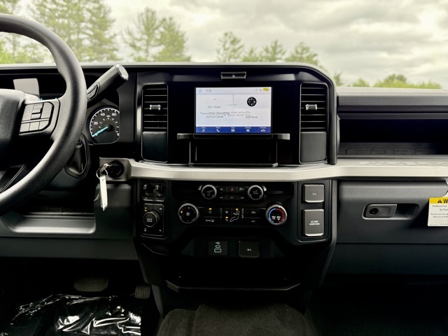 2025 Ford F-250 XL photo 21
