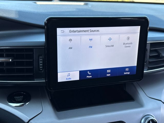 2023 Ford Explorer XLT photo 11