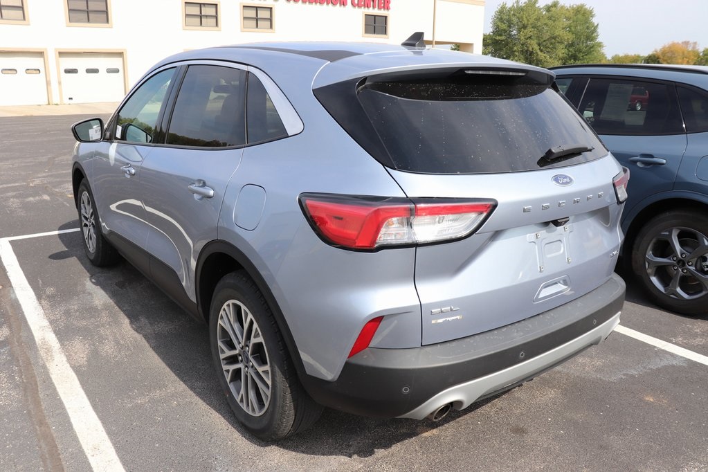 2022 Ford Escape SEL photo 7