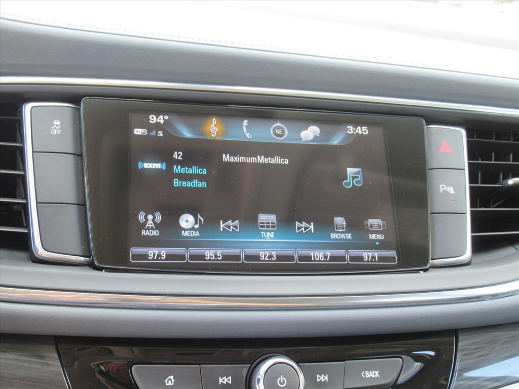 2018 Buick Enclave Essence photo 20