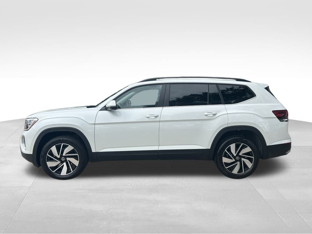 2026 Volkswagen Atlas SE Technology photo 3