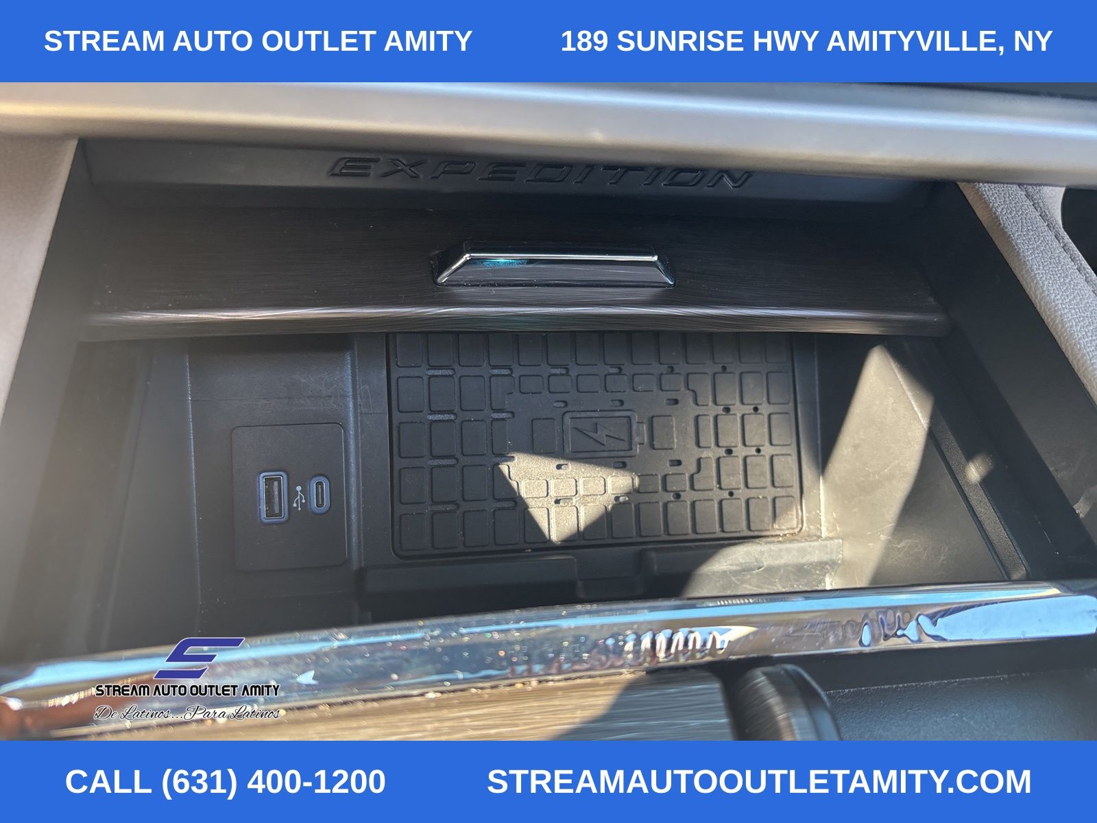 2022 Ford Expedition MAX Limited photo 26