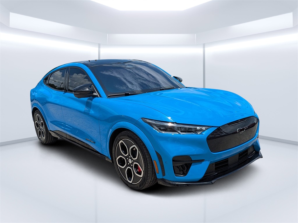 Ad64e8fa6eb00fac0335a0f8f232640d