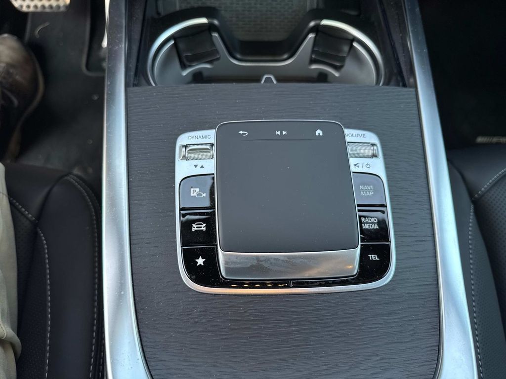 2025 Mercedes Benz G 550 photo 23