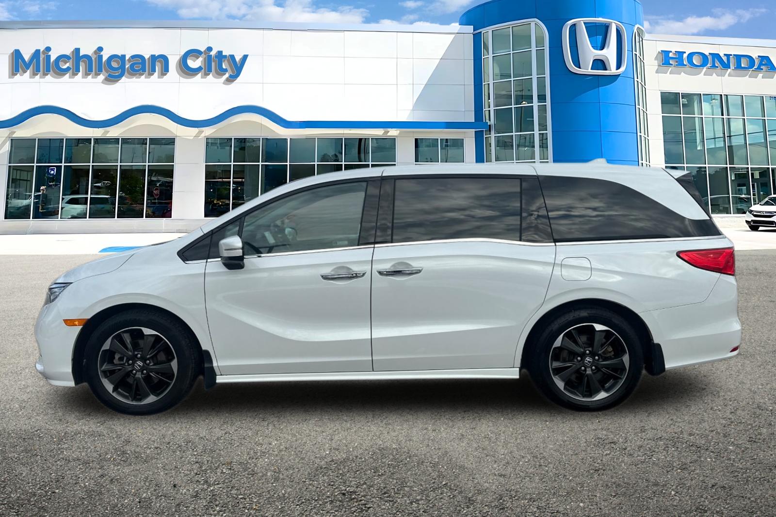 2023 Honda Odyssey Elite photo 2
