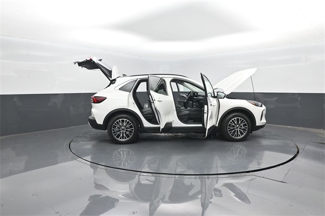 2025 Ford Escape Plug-In Hybrid photo 36
