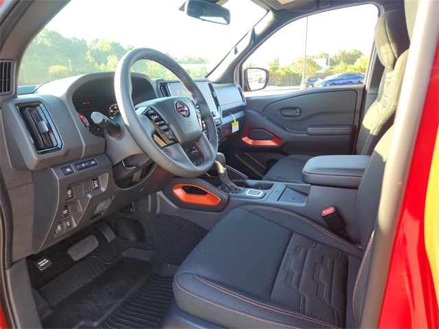 2026 Nissan Frontier Crew Cab PRO-4X photo 7