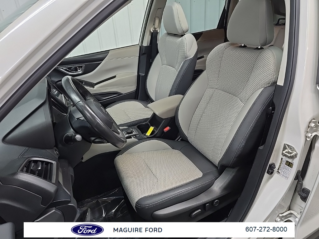 2020 Subaru Forester Premium photo 26