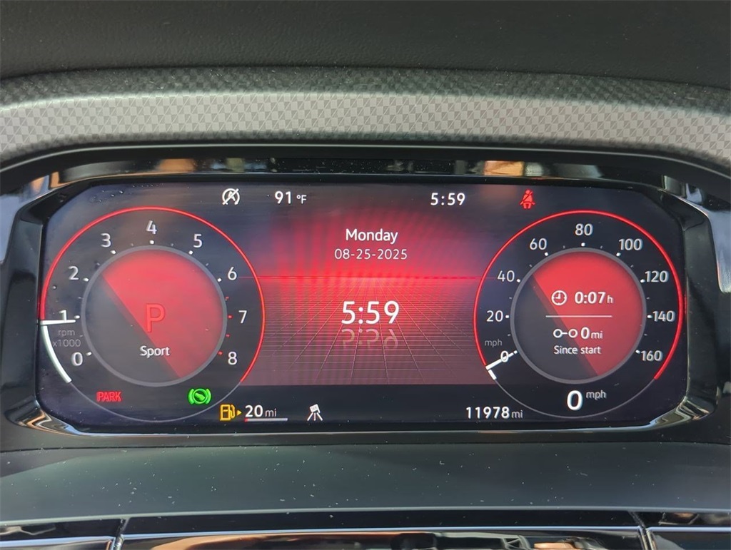 2024 Volkswagen Atlas Peak Edition SEL photo 8