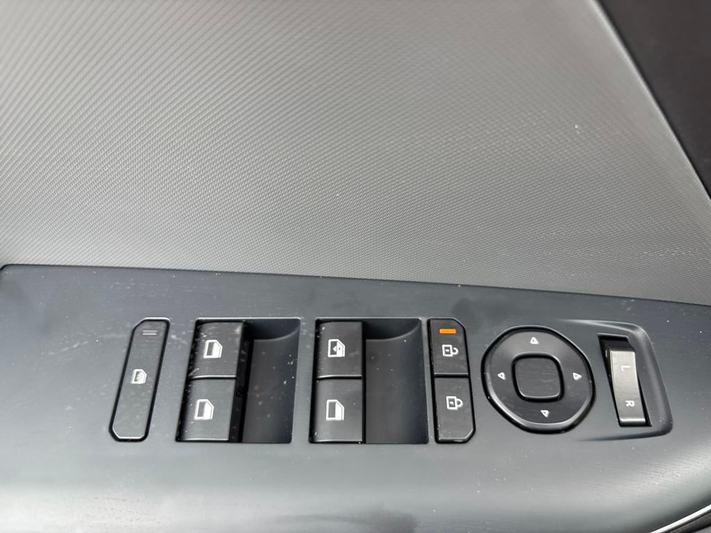 2025 Kia K4 LXS photo 14