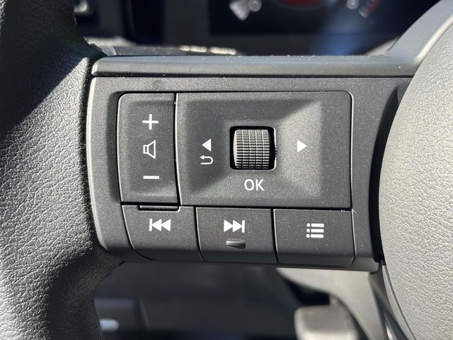 2026 Nissan Kicks SV photo 16