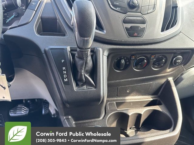 2017 Ford Transit photo 16