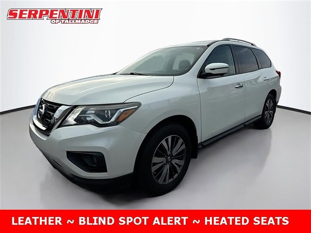 2017 Nissan Pathfinder SL