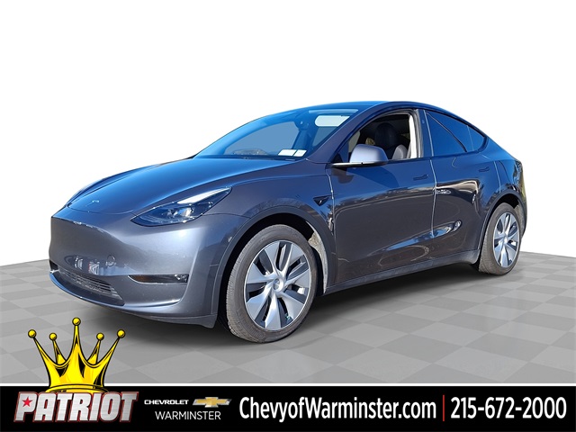 2023 Tesla Model Y Long Range's photo