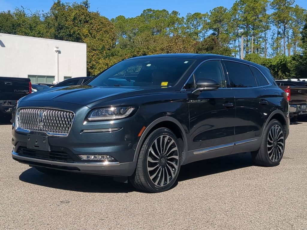 2022 Lincoln Nautilus Black Label's photo