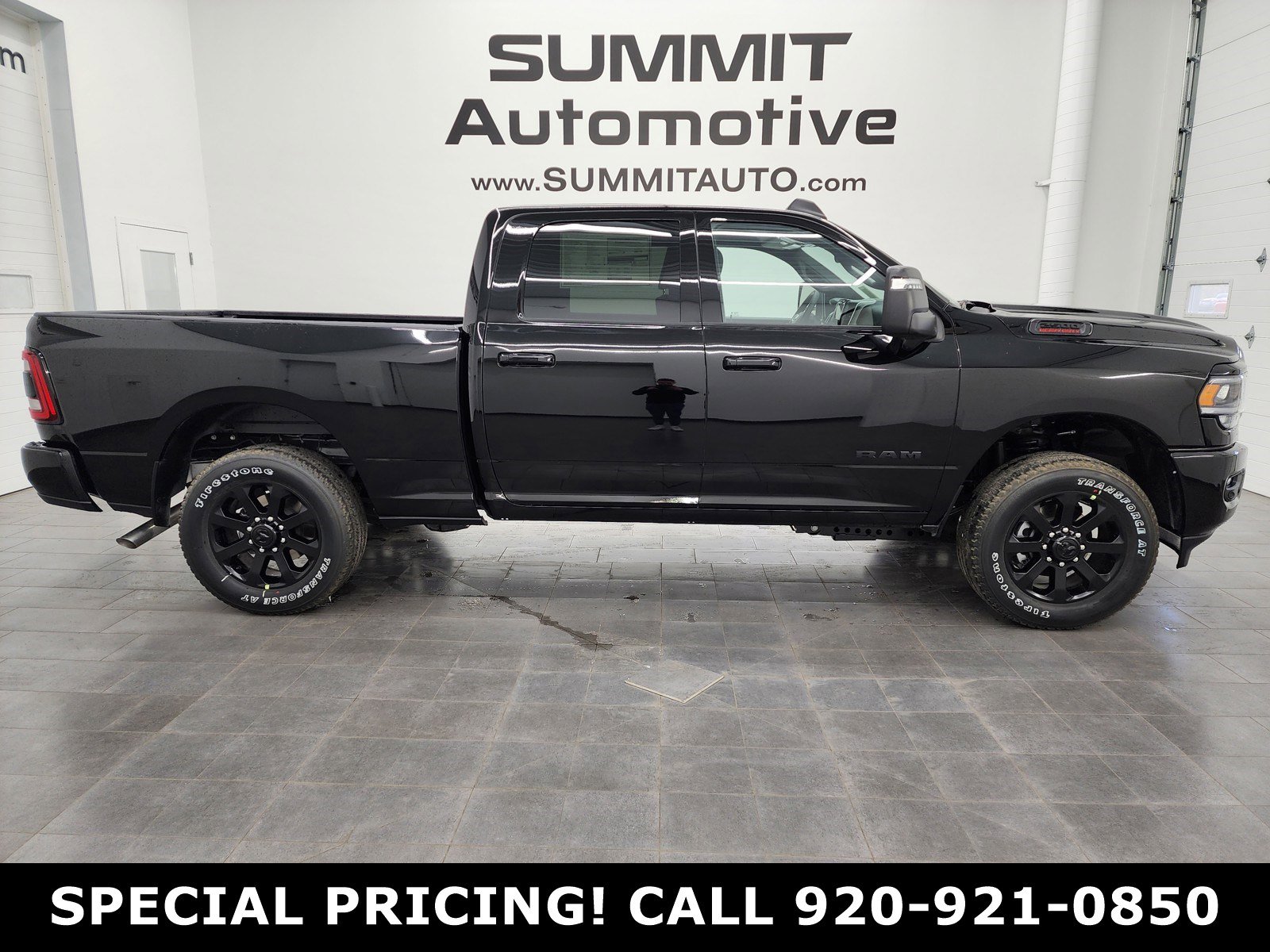 New 2024 Ram 2500 Big Horn 4D Crew Cab in Fond du Lac #24T109